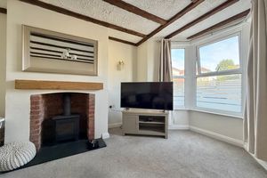 Lounge Feature- click for photo gallery